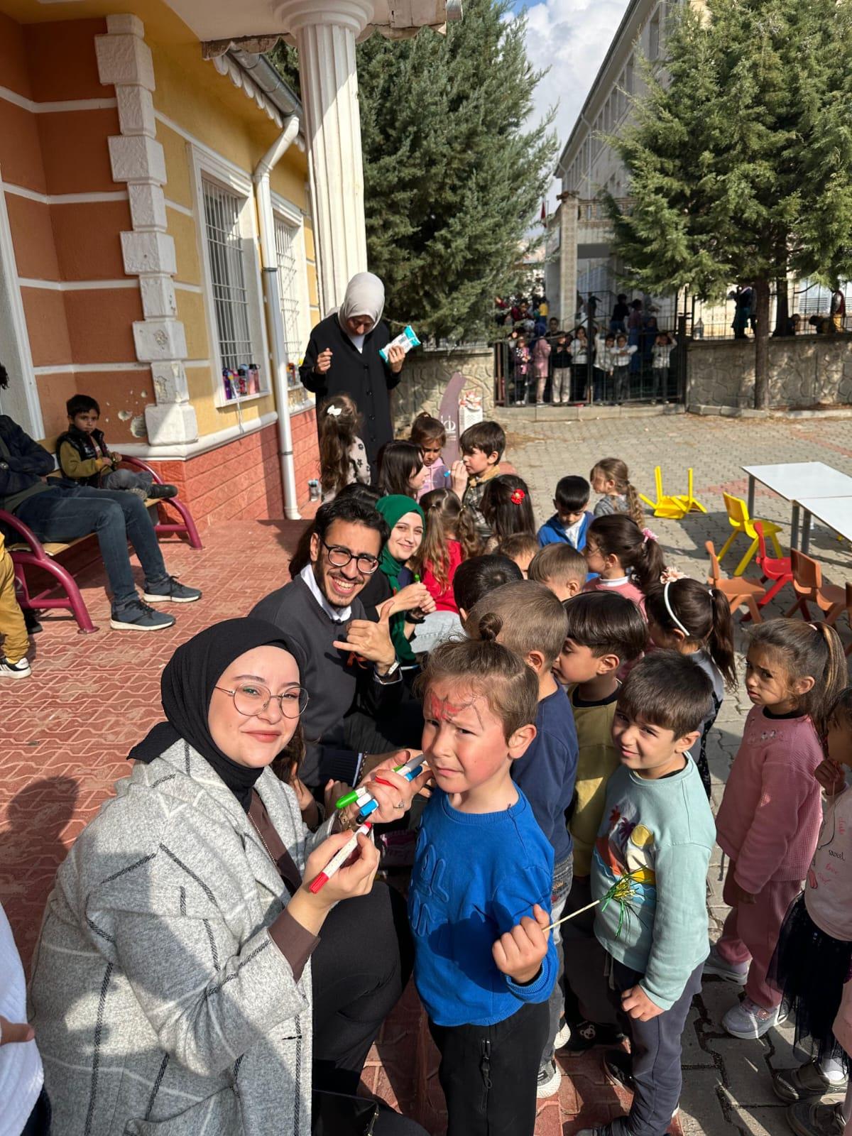 Öğrenci Kalite Topluluğu, Köy Okuluna Ziyaret etkinliğini düzenledi.