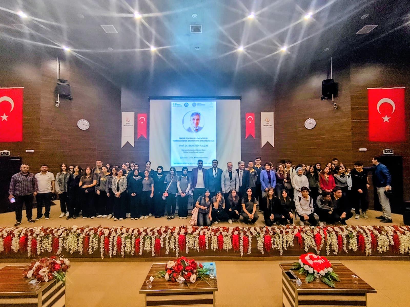 Bilim Topluluğu, Nadir Toprak Elementleri: Teknolojiden Ekonomiye Stratejik Güç etkinliğini düzenledi.