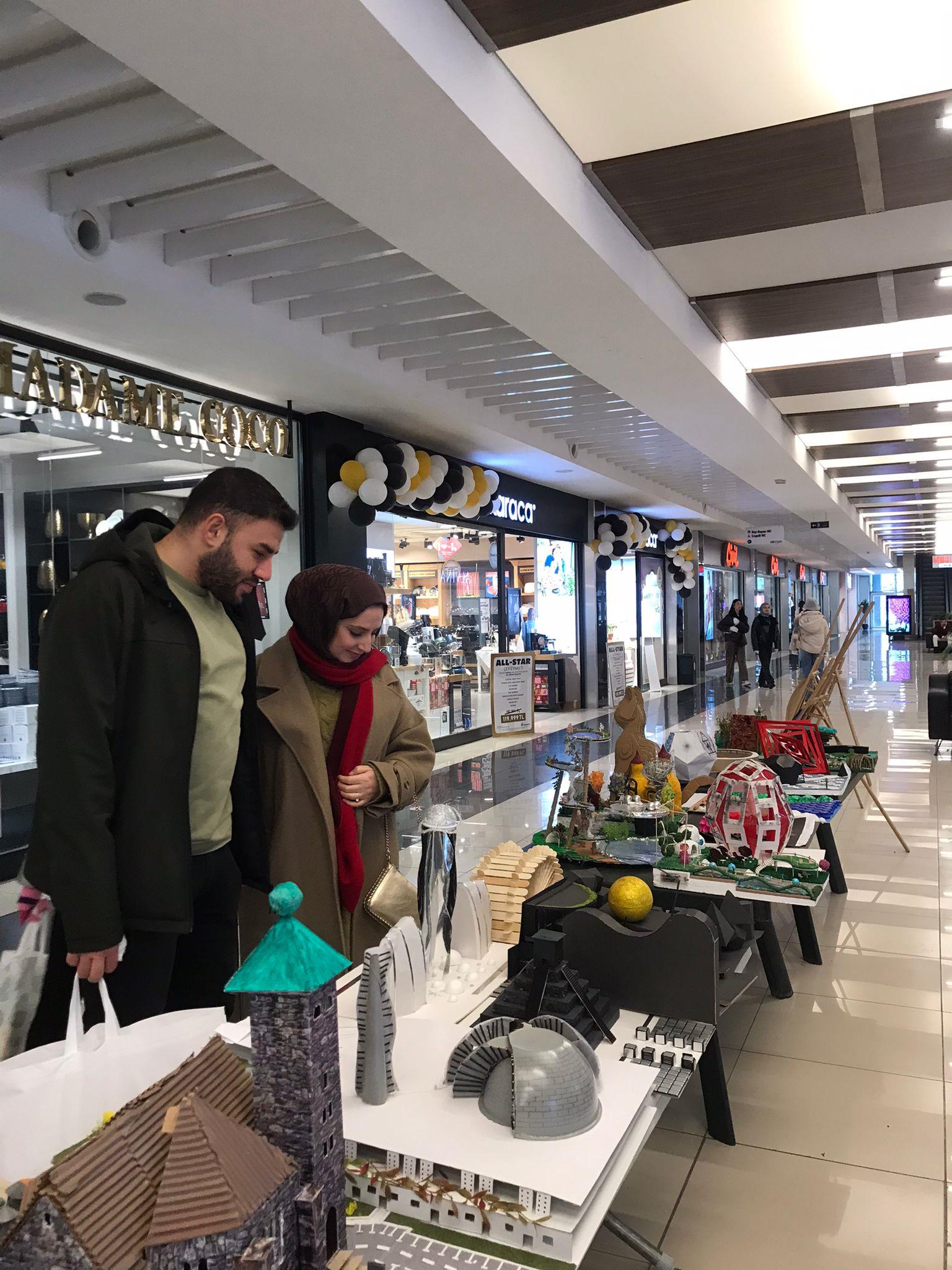 Doğanın Mimarları Topluluğundan Maket Tekniği Sergisi