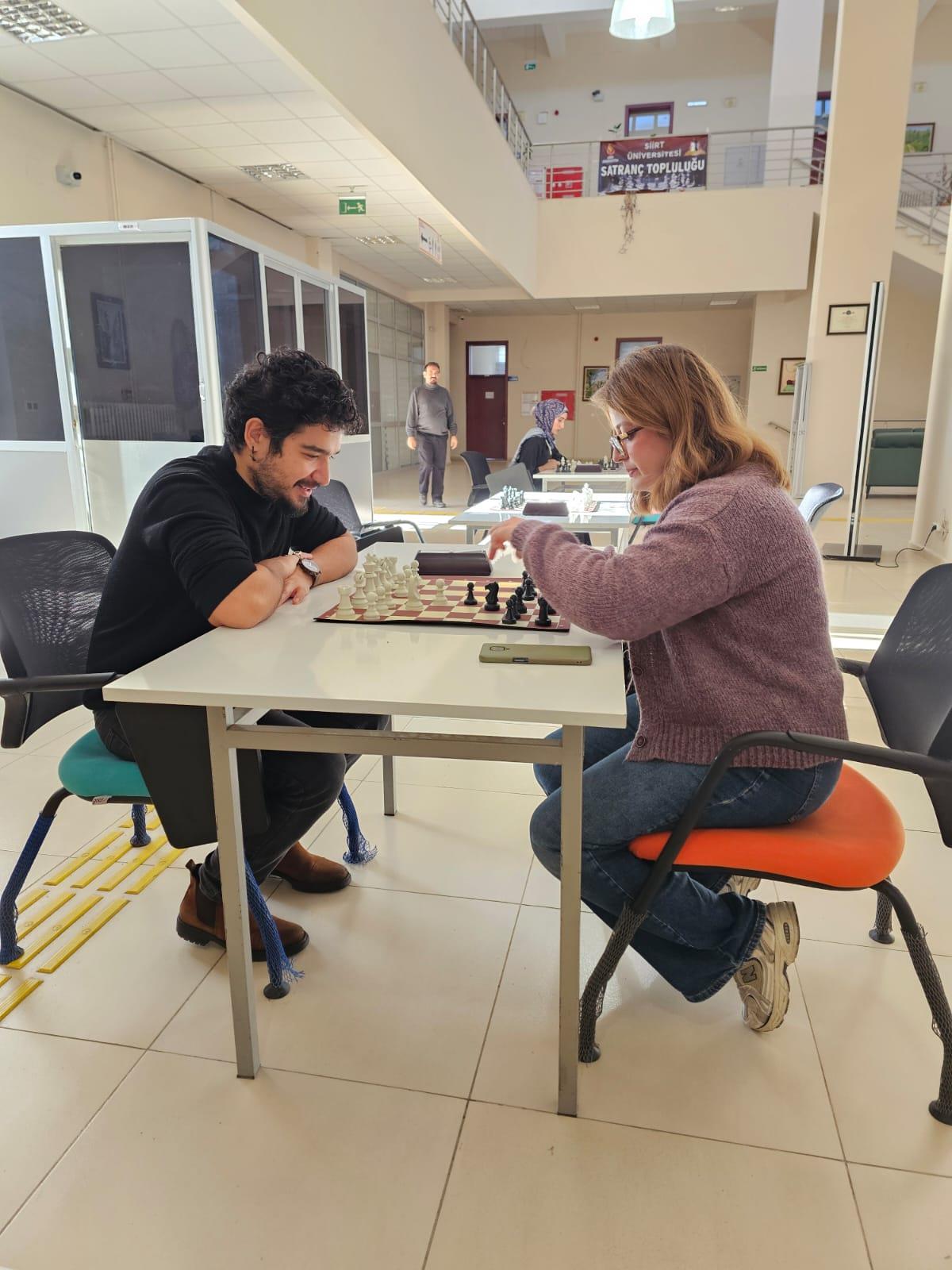 Satranç Topluluğu, 