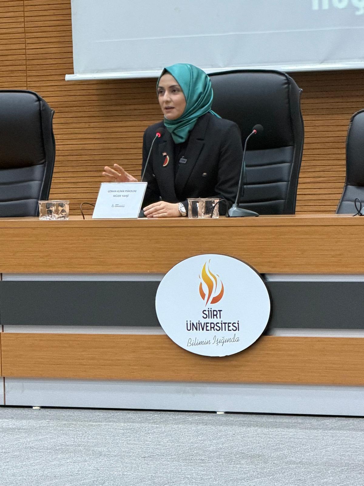 Pâye Gençliği Topluluğu, Aile ve Gençliğe Yönelik Modern Tehditler etkinliğini düzenledi.